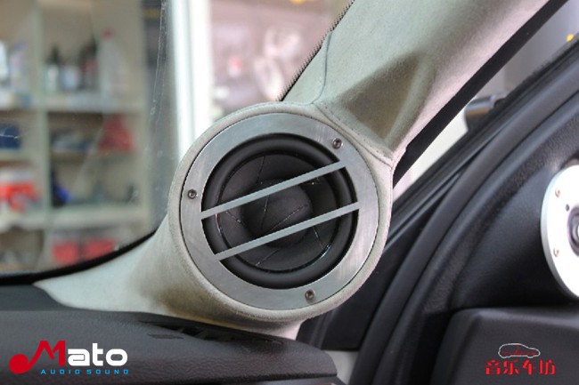 声线自然脱俗 厦门音乐车坊宝马X5改装TEC和ARC汽