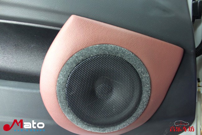 声线自然脱俗 厦门音乐车坊宝马X5改装TEC和ARC汽