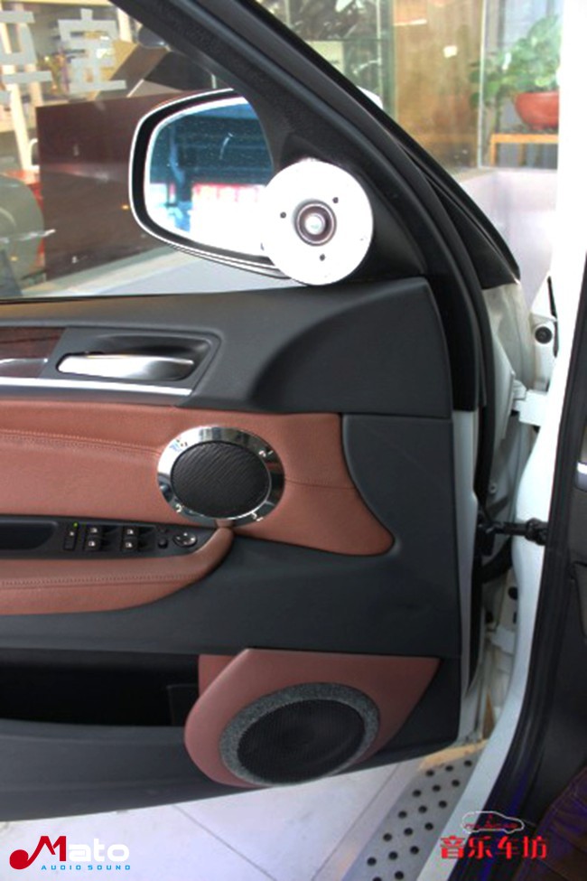 声线自然脱俗 厦门音乐车坊宝马X5改装TEC和ARC汽