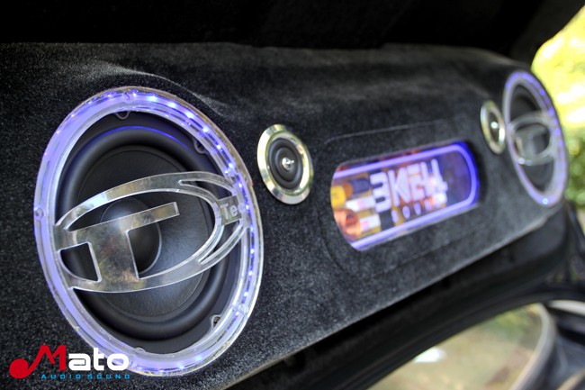 人声摇滚发烧典范 深圳赛电丰田皇冠改装TEC和霸