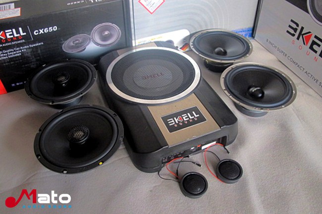 行走的音乐空间 广州极速本田雅阁改装ETON和霸克