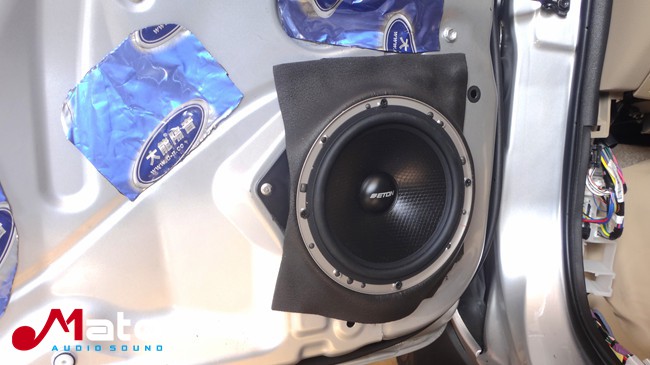 一尝德国风味 海口小朱丰田RAV4改装伊顿音响