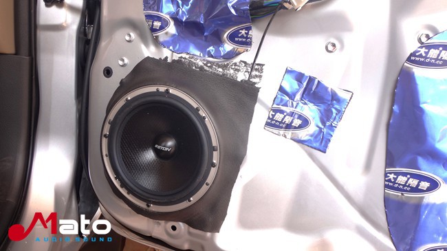 一尝德国风味 海口小朱丰田RAV4改装伊顿音响