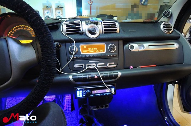 奔驰Smart改装美国霸克音响