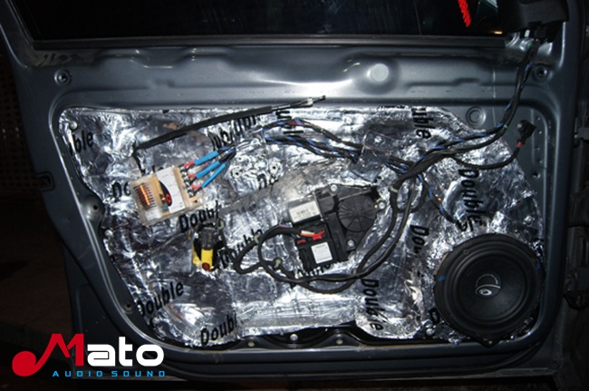 细腻传神 大众迈腾音响改装TEC、ARC和霸克音响