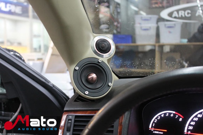 纯正曼妙的音质效果 丰田皇冠音响改装Hybrid Au