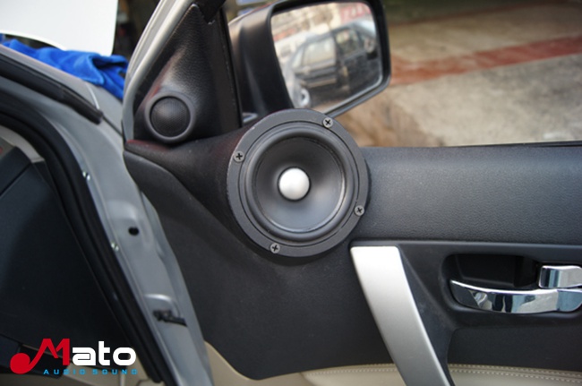 神曲的诱惑 日产尼桑逍客音响改装TEC和霸克音响