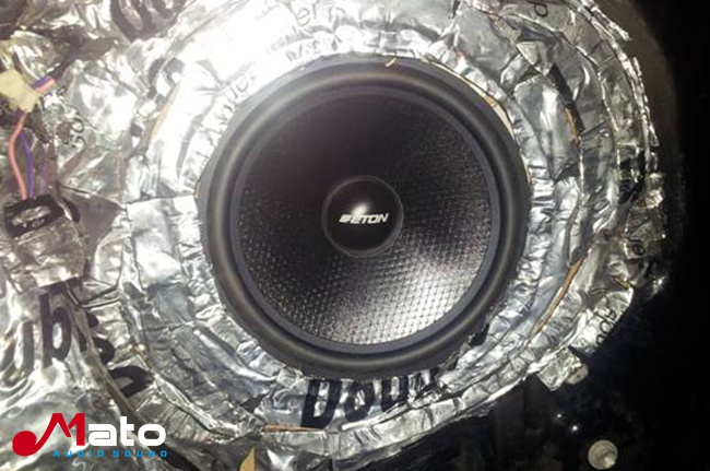 德国声的全新演绎 丰田凯美瑞改装德国ETON音响