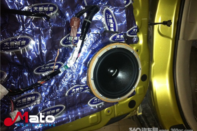 东西方结合之美 日产骐达改装德国ETON音响