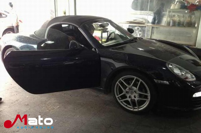 河源城市快车 保时捷911改装德国伊顿RS161汽车音