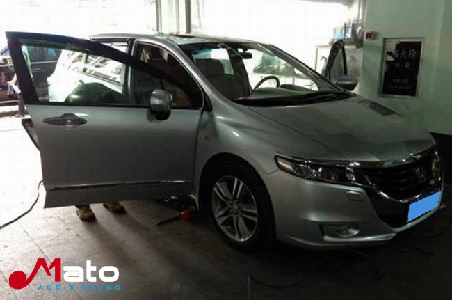 河源城市快车 本田奥德赛改装德国ETON伊顿汽车音