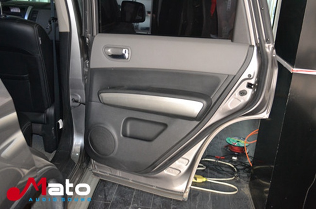 享激情音乐 日产奇骏音响改装美国霸克汽车音响