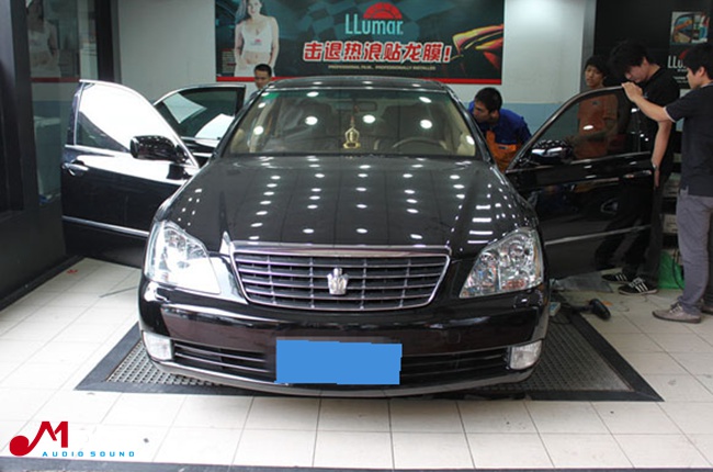 纯正曼妙的音质效果 丰田皇冠音响改装Hybrid Au