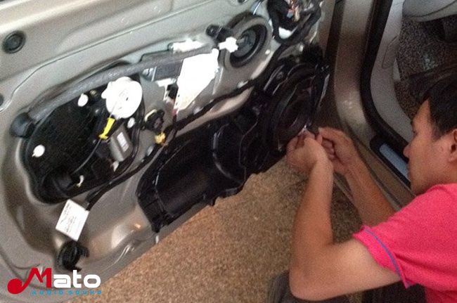 奥迪A7音响改装TEC手提箱&ARC汽车音响