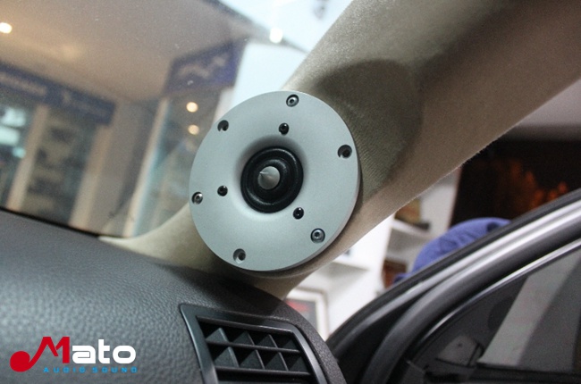 大众途锐音响改装意大利TEC系列喇叭和ARC功放