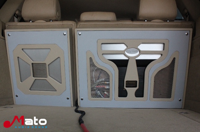 大众途锐音响改装意大利TEC系列喇叭和ARC功放