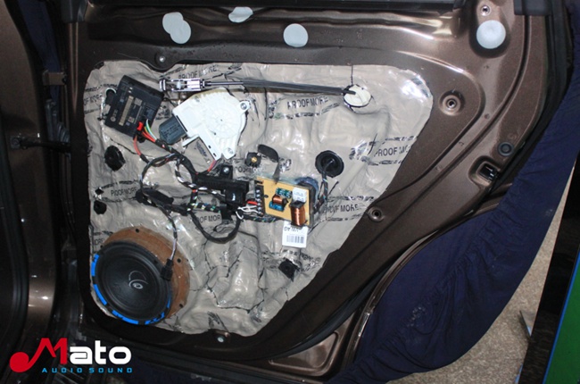 大众新款途锐音响改装TEC-SQ 6/K套装喇叭和ARC签名