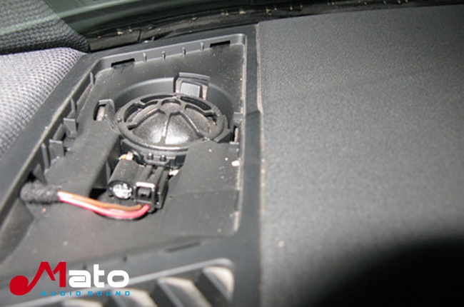 寻找音乐之旅 奥迪TT音响改装TEC和霸克音响