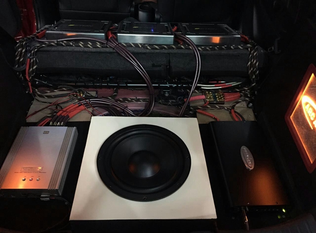 高举胜者之杯 美托声频竞技联盟冠军车——新塘