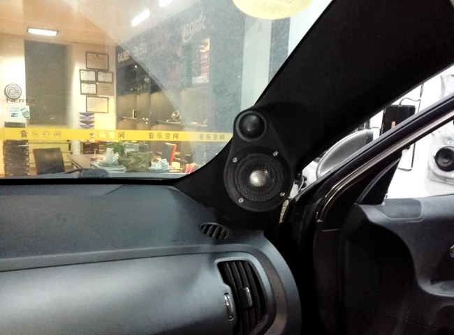 车改坊汽车影音连锁（台州店）起亚智跑战车音