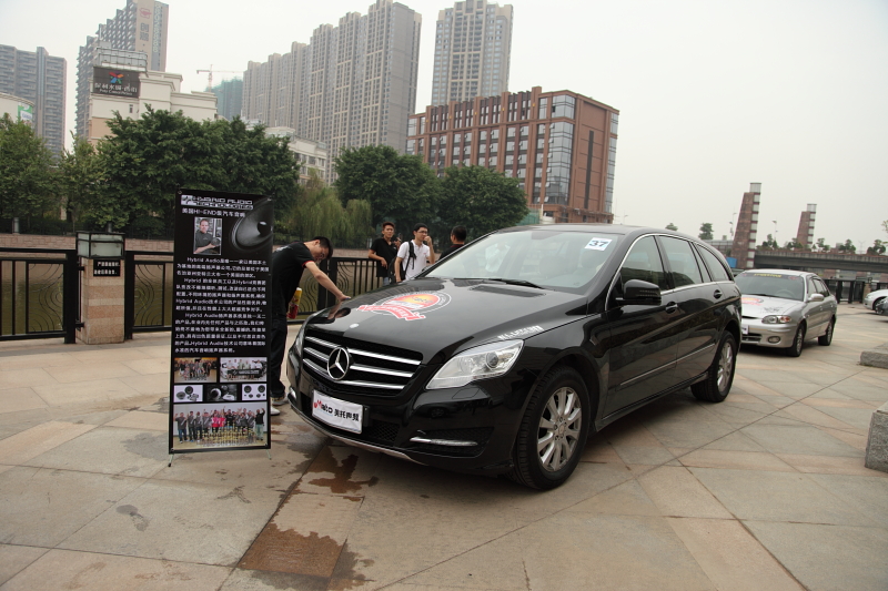 美托声频携10辆音响改装车重磅出击2012年度EMMA中