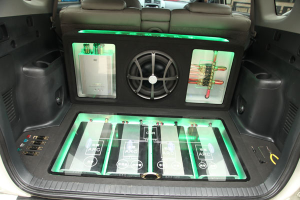 美托声频携10辆音响改装车重磅出击2012年度EMMA中