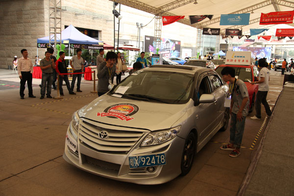 美托声频携10辆音响改装车重磅出击2012年度EMMA中