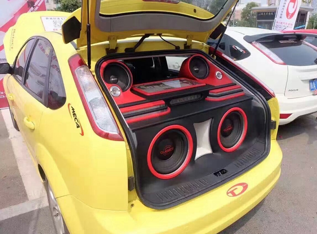 西安车行者福特福克斯太劲爆了，一举炸出B&am