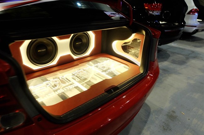 声色俱全！车改坊汽车影音连锁（淮安店）本田