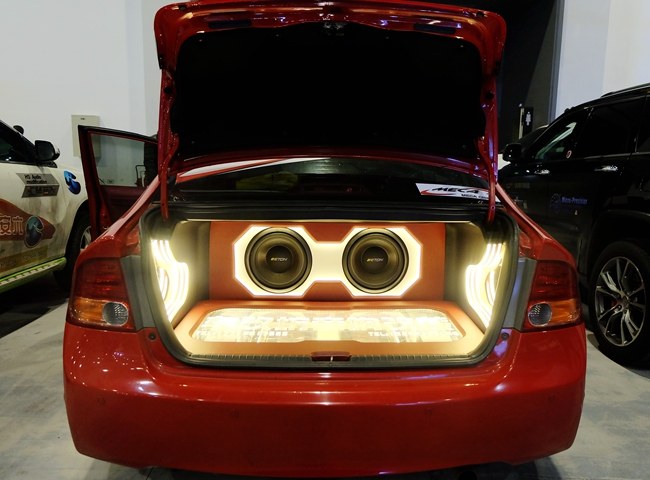 声色俱全！车改坊汽车影音连锁（淮安店）本田