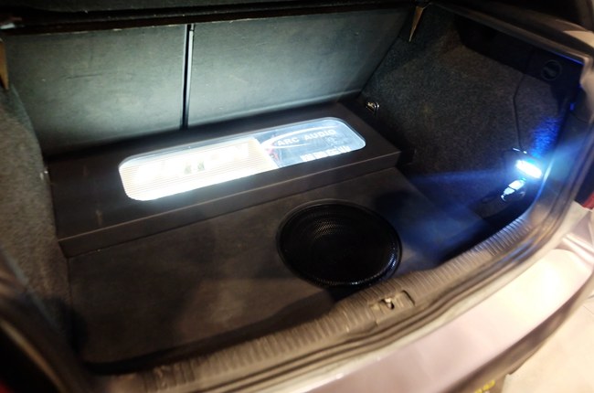 车改坊汽车影音连锁（常州FBC店）大众高尔夫4冠