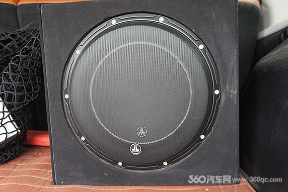 美托声频竞技联盟冠军之车NO.08——郑州美悦吉普