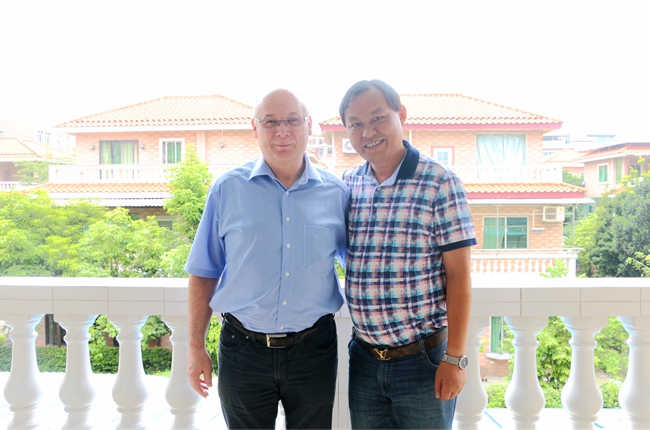 德国ETON总裁Reiner Kroner先生到访广州美托声频进行